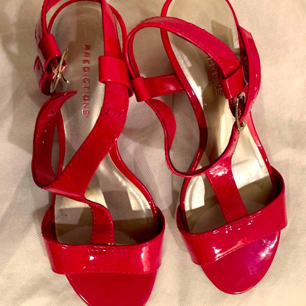 Predictions Women’s Fuchsia Wedge Sandals Size 6.5